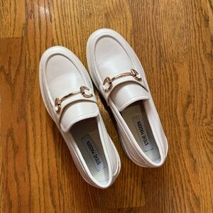 Steve Madden White/Bone Loafers - fit like a 9 (not 10 as marked)